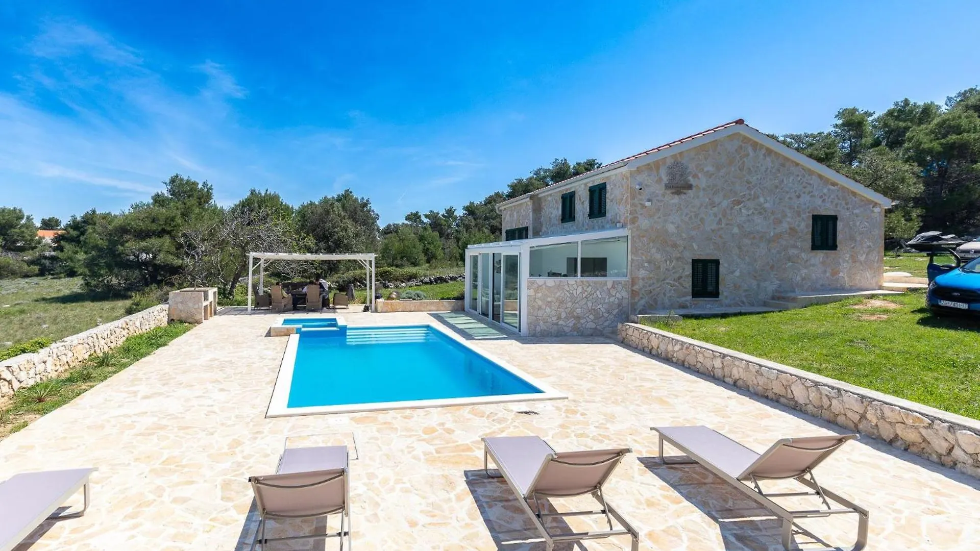 Artano Villa Vir